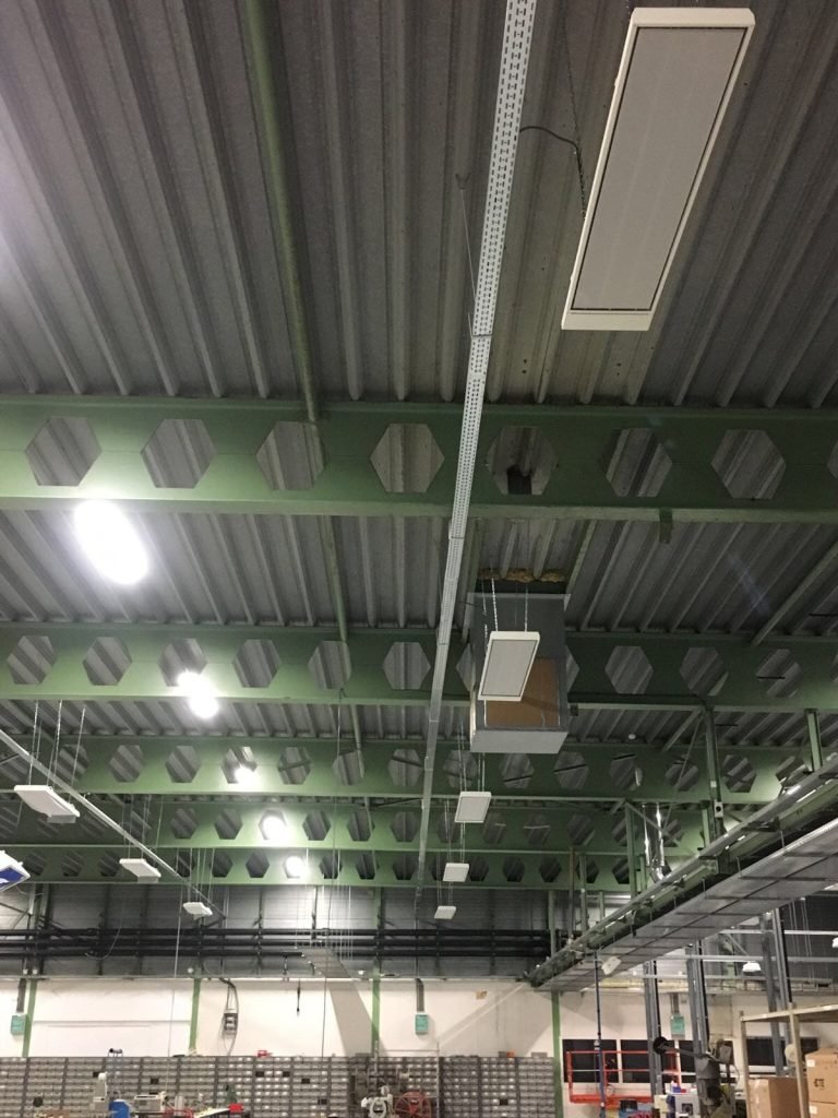 bedrijfshal elektrisch verwarmen met stralingswarmte